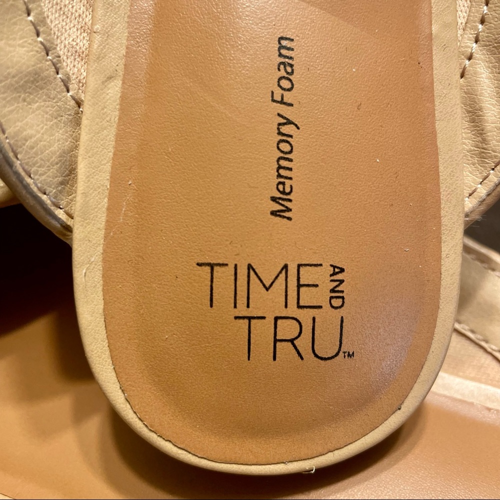 ⚜️Time & Tru Shoes⚜️ - Picture 3 of 4
